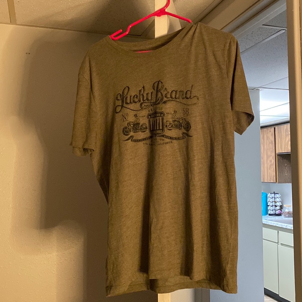 Super Soft Lucky Brand T shirt Size M